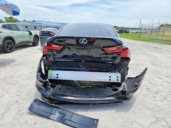 2016 LEXUS IS 200t