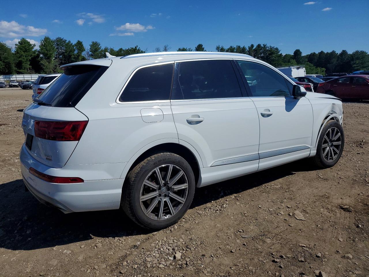 2018 AUDI Q7 quattro Premium Plus