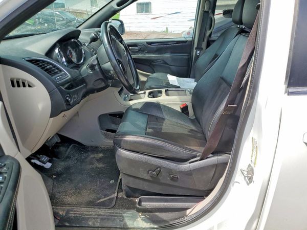 2019 DODGE GRAND CARAVAN SE