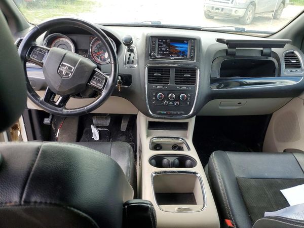 2019 DODGE GRAND CARAVAN SE