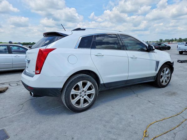 2016 CADILLAC SRX Performance
