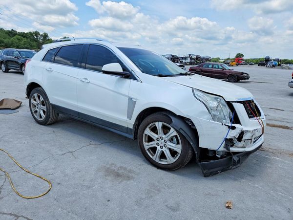 2016 CADILLAC SRX Performance