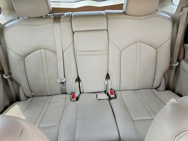 2016 CADILLAC SRX Performance