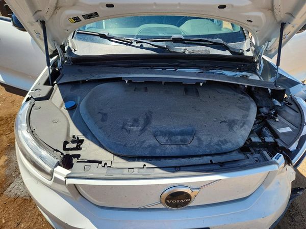 2021 VOLVO XC40 Recharge