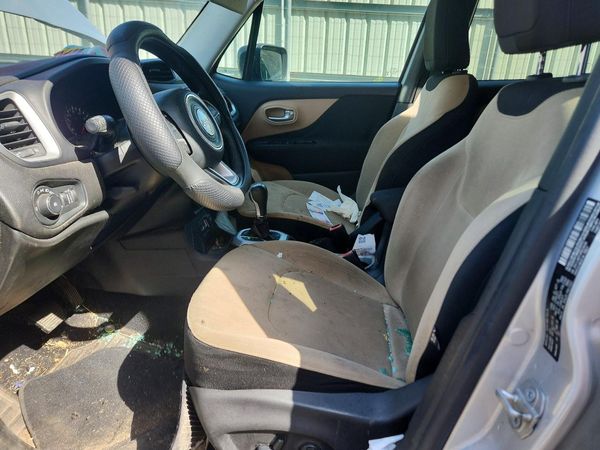 2015 JEEP RENEGADE LATITUDE 4X2
