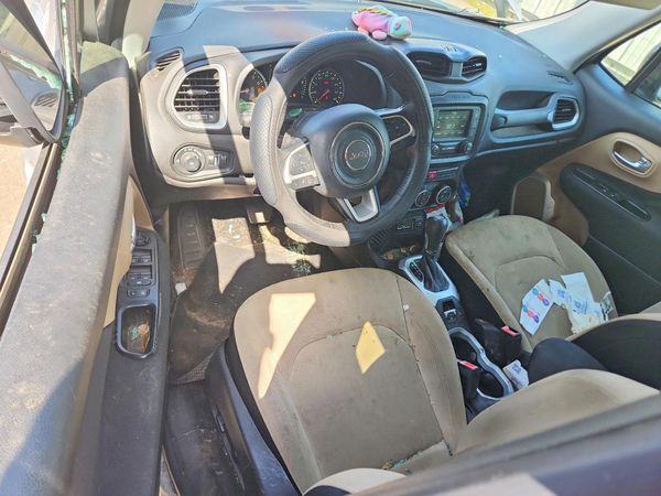 2015 JEEP RENEGADE LATITUDE 4X2