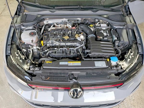 2024 VOLKSWAGEN GTI SE