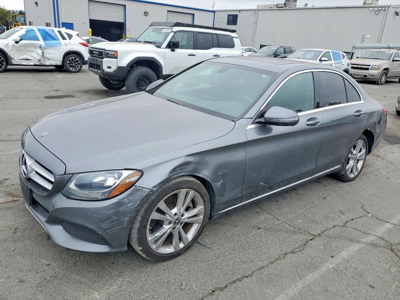 2018 MERCEDES-BENZ C C300