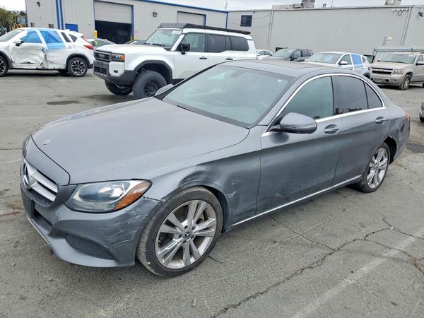 2018 MERCEDES-BENZ C C300