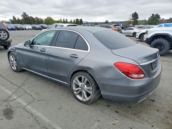 2018 MERCEDES-BENZ C C300