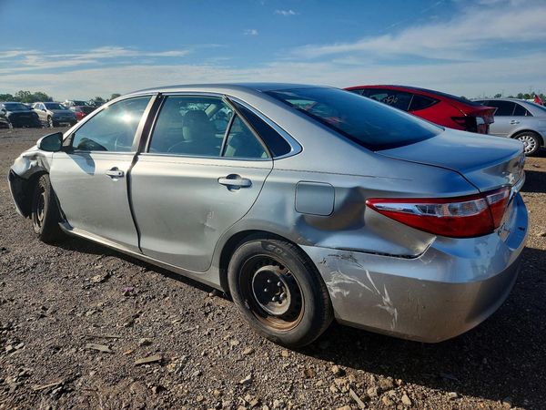 2017 TOYOTA CAMRY