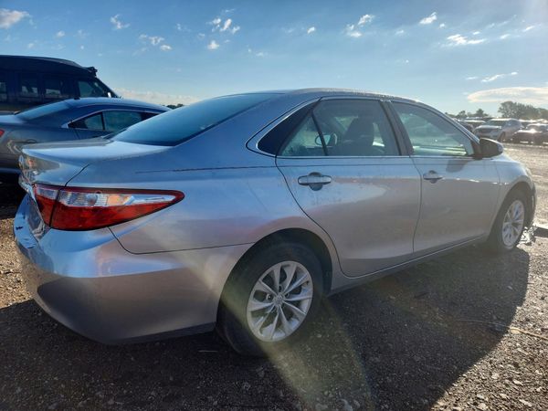 2017 TOYOTA CAMRY