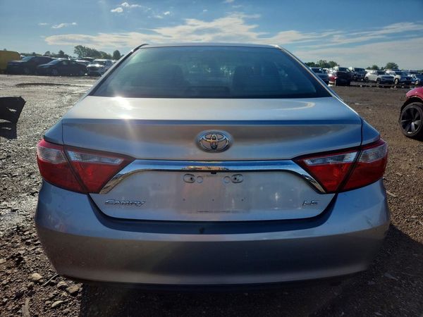 2017 TOYOTA CAMRY