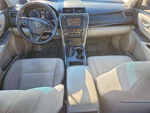 2017 TOYOTA CAMRY