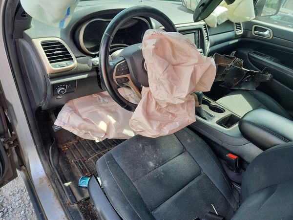 2016 JEEP GRAND CHEROKEE LAREDO 4X4