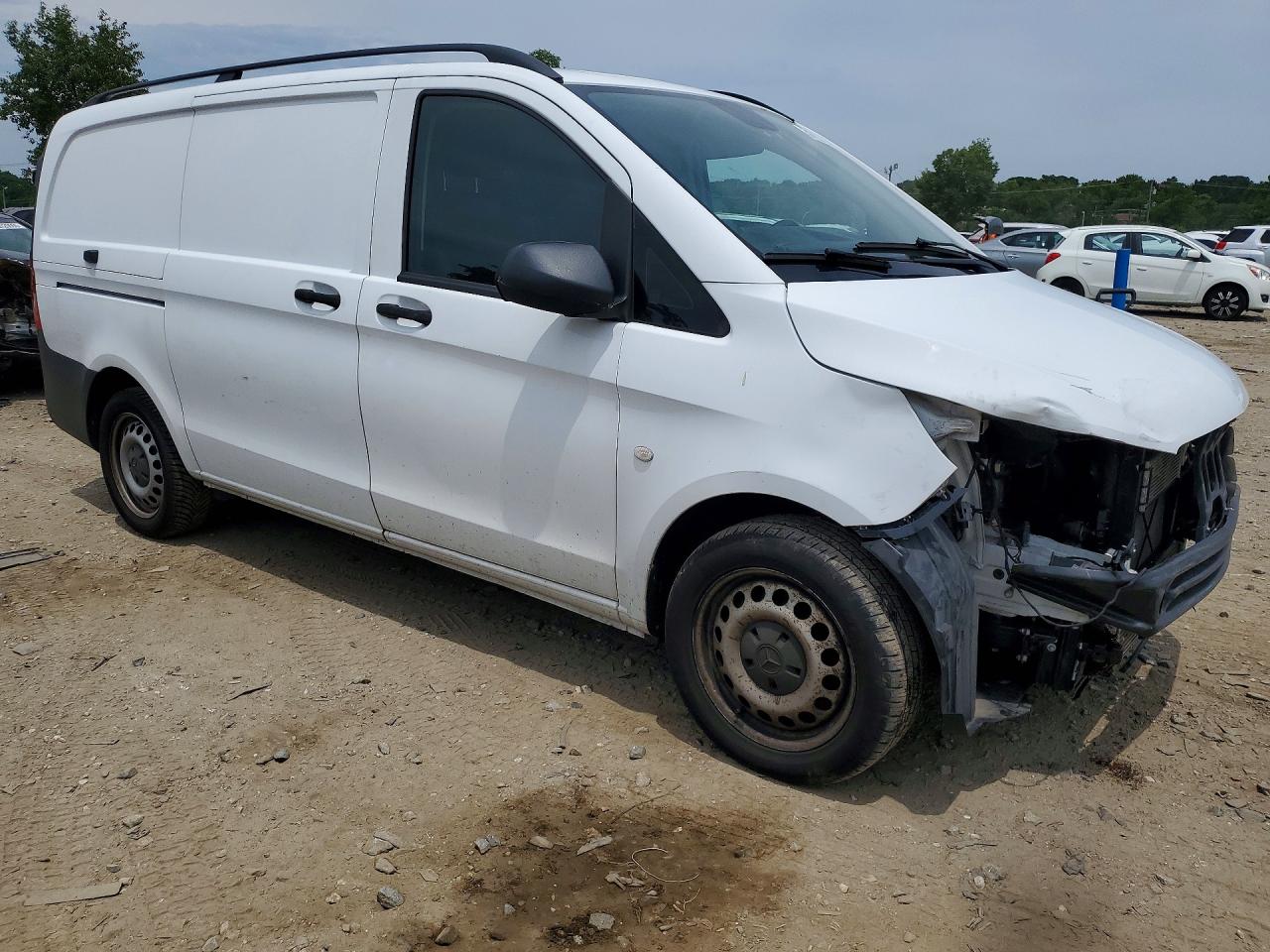2016 MERCEDES-BENZ METRIS