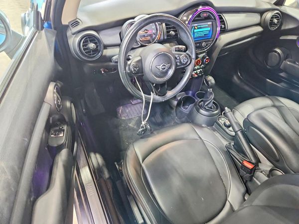 2019 MINI COOPER