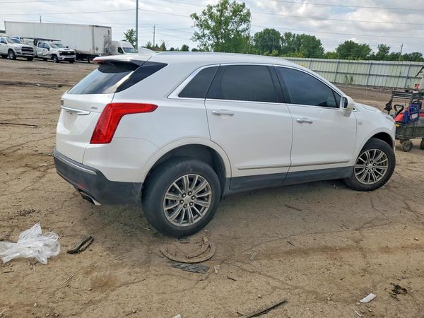 2018 CADILLAC XT5 Luxury