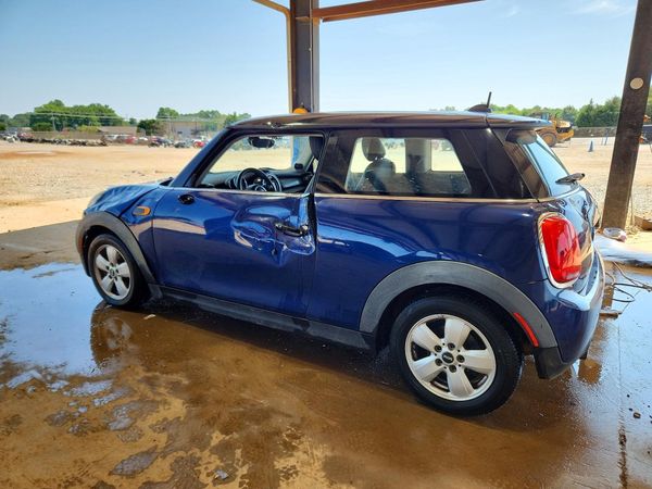 2017 MINI COOPER