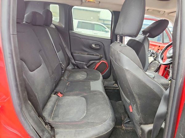 2015 JEEP RENEGADE TRAILHAWK 4X4