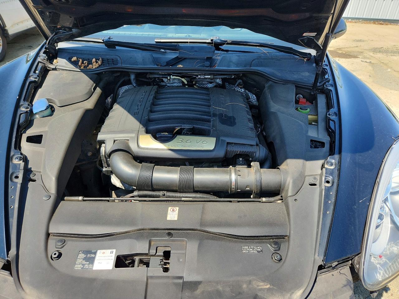 2014 PORSCHE CAYENNE