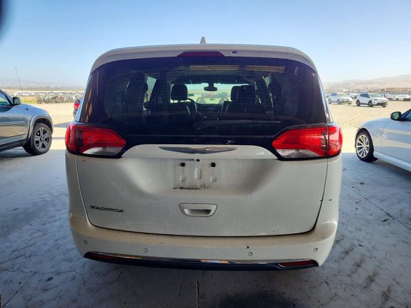 2017 CHRYSLER PACIFICA Touring L