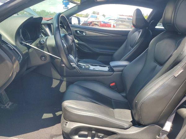 2017 INFINITI Q60