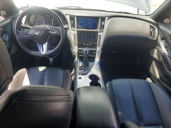 2017 INFINITI Q60