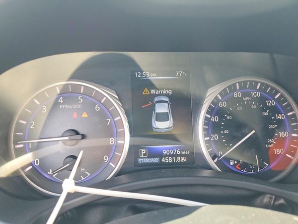 2017 INFINITI Q60