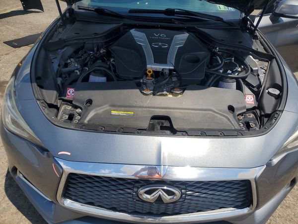 2017 INFINITI Q60