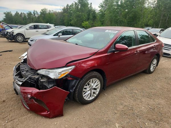 2017 TOYOTA CAMRY