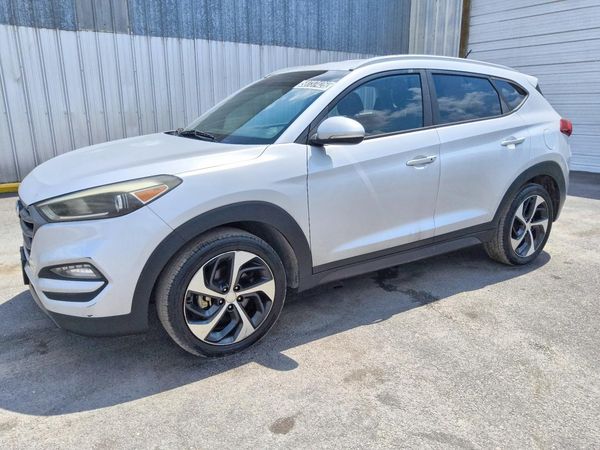 2016 HYUNDAI TUCSON