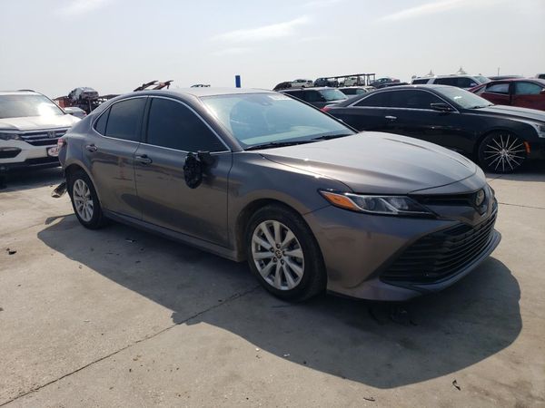 2020 TOYOTA CAMRY