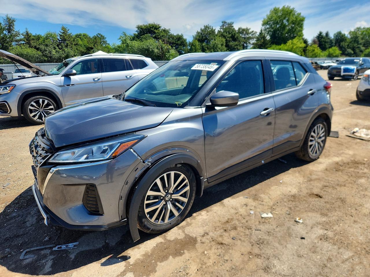 2021 NISSAN KICKS
