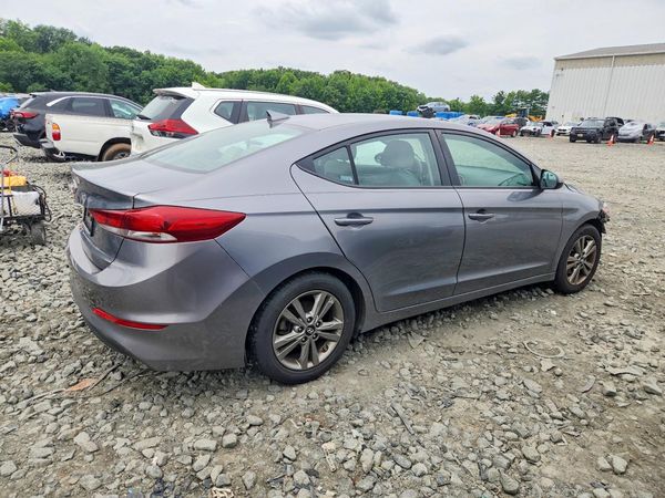 2018 HYUNDAI ELANTRA