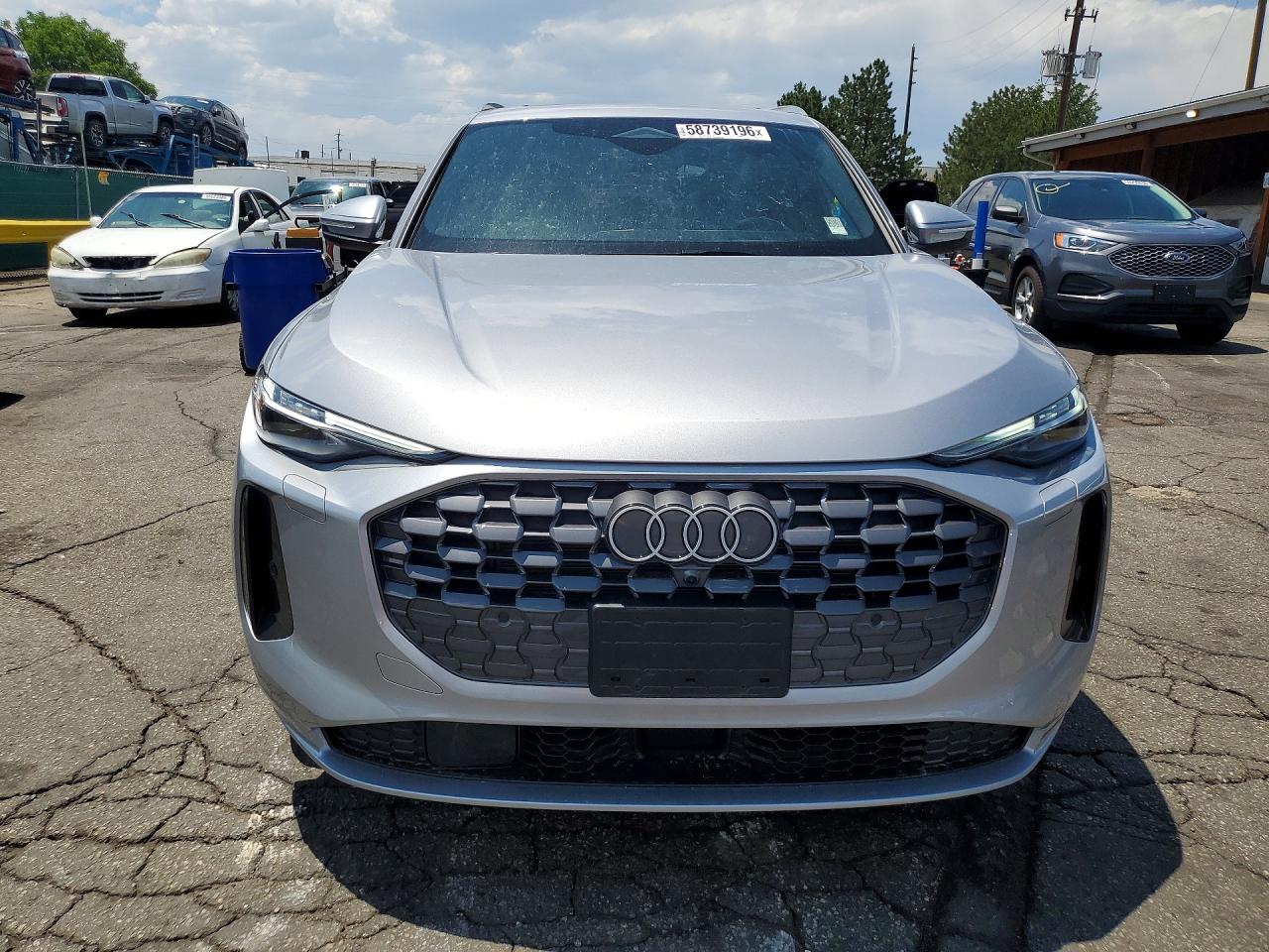 2025 AUDI Q5 quattro Prestige