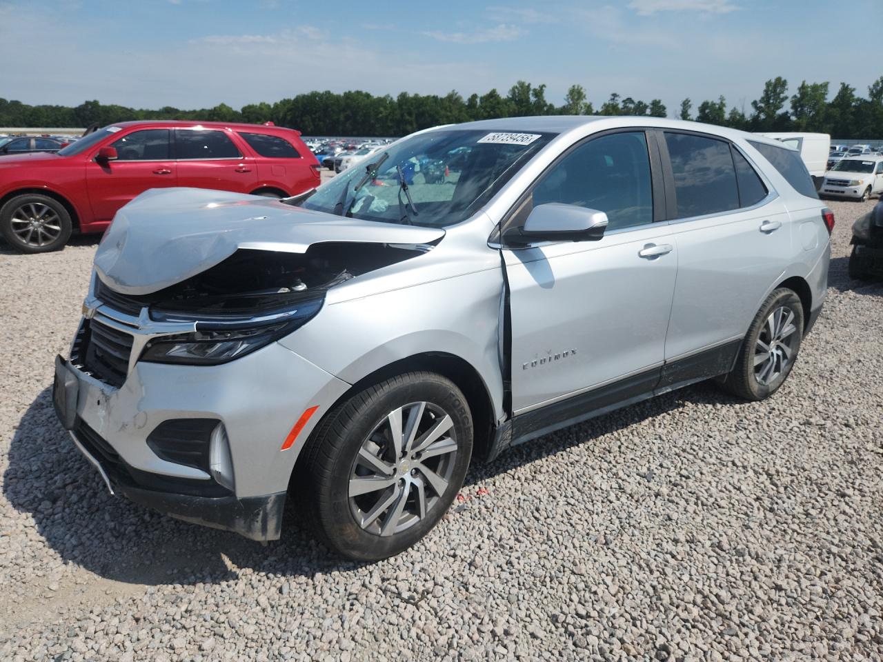 2022 CHEVROLET EQUINOX LT (1LT) — Front 3/4