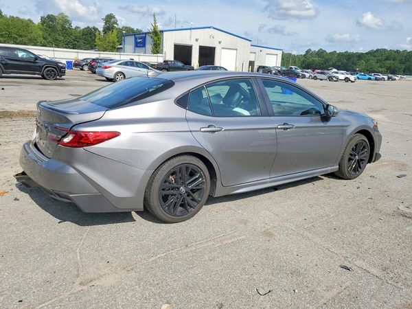 2025 TOYOTA CAMRY