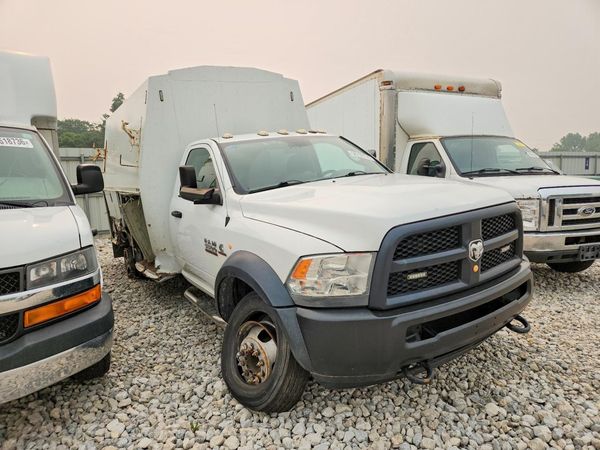 2017 RAM 5500 REG CAB CHASSIS