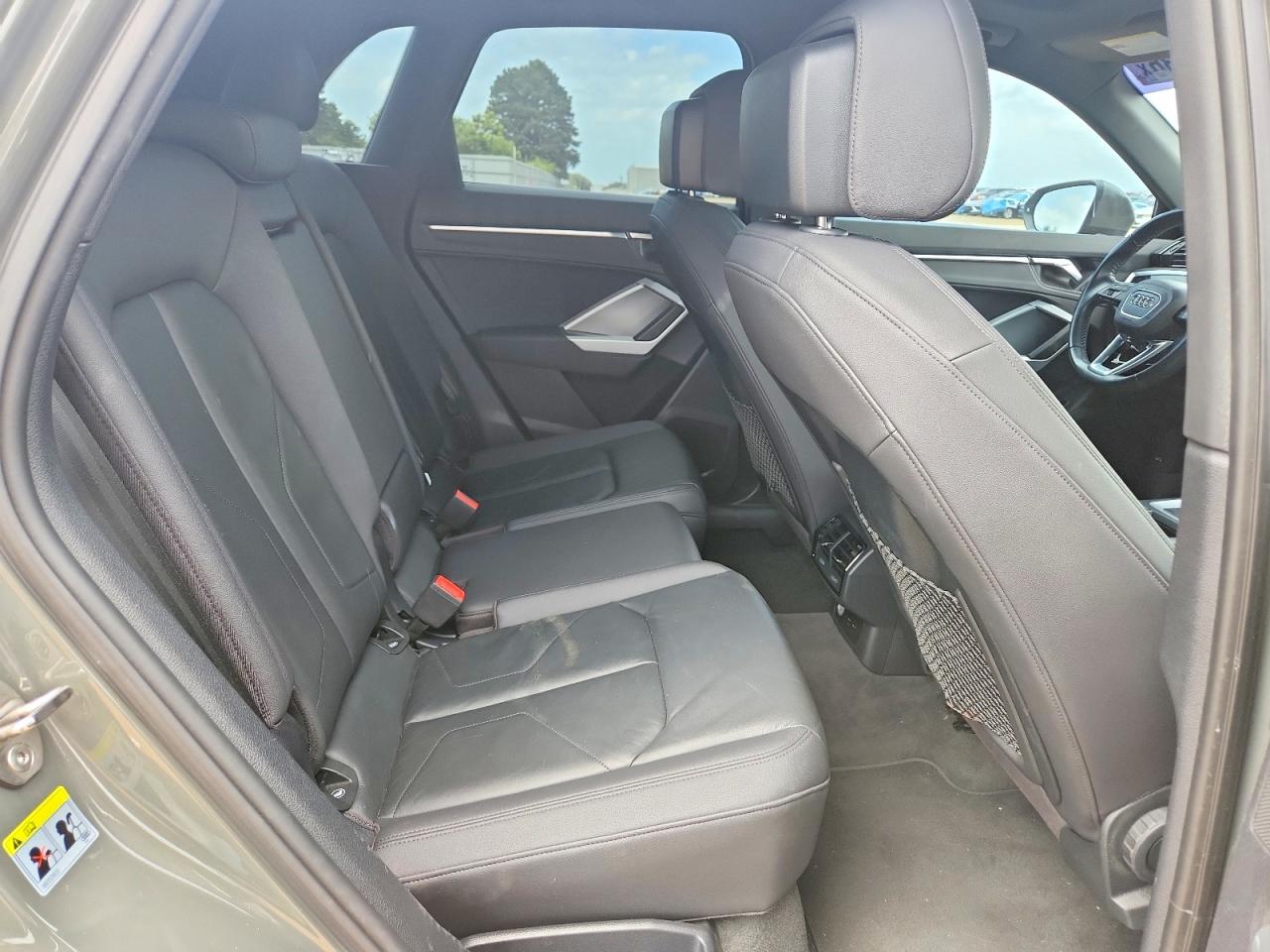 2020 AUDI Q3 quattro Premium