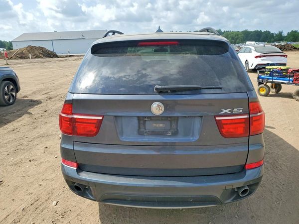 2013 BMW X5 xDrive35i