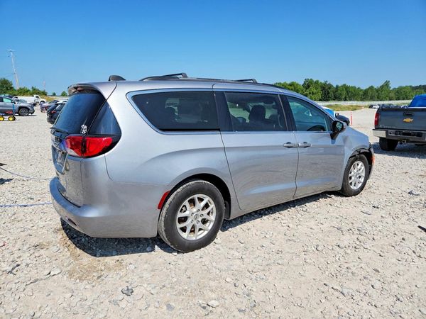 2021 CHRYSLER VOYAGER