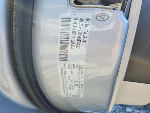 2021 CHRYSLER VOYAGER