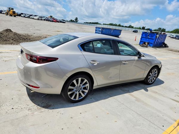 2026 MAZDA 3