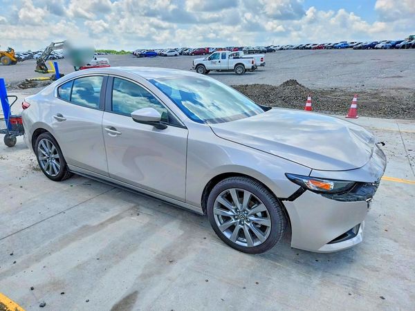 2026 MAZDA 3