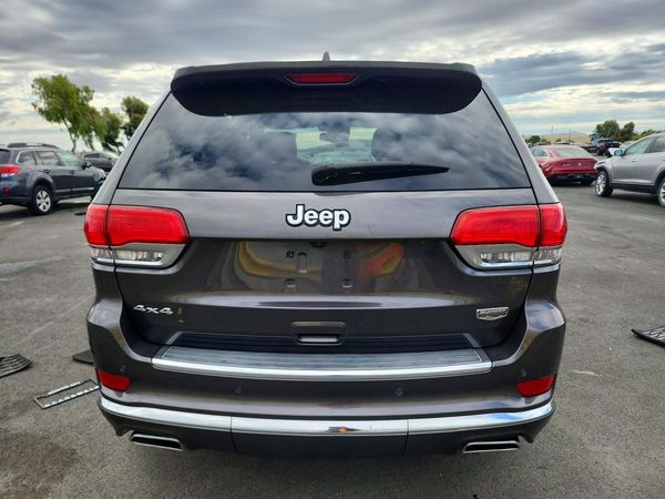 2016 JEEP GRAND CHEROKEE Summit