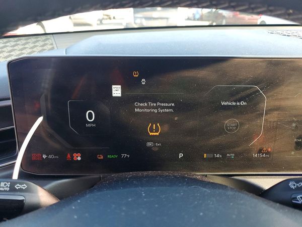 2024 KIA EV9 Land