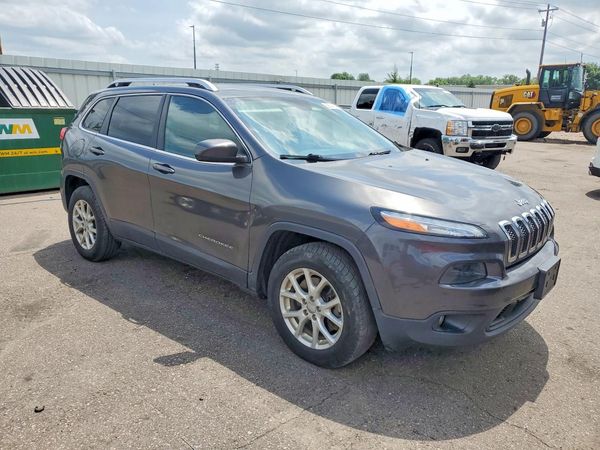 2015 JEEP CHEROKEE LATITUDE 4X4