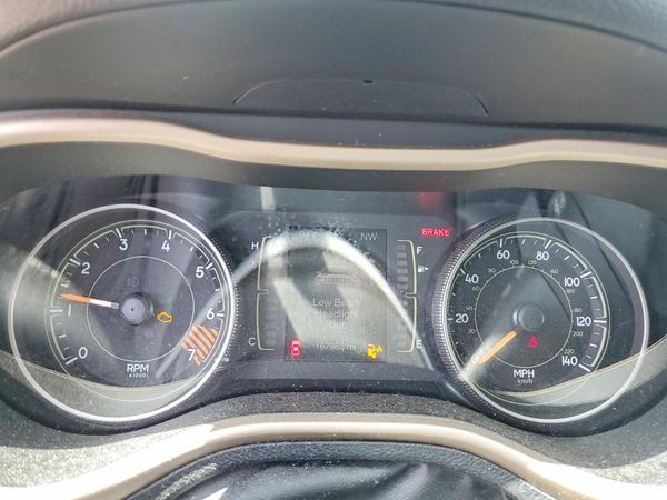 2015 JEEP CHEROKEE LATITUDE 4X4