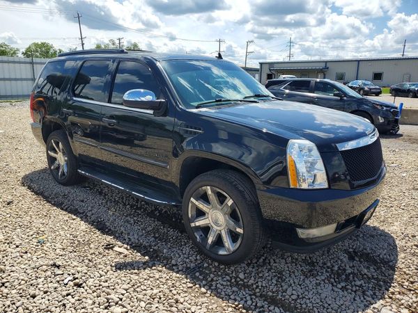 2012 CADILLAC ESCALADE Standard